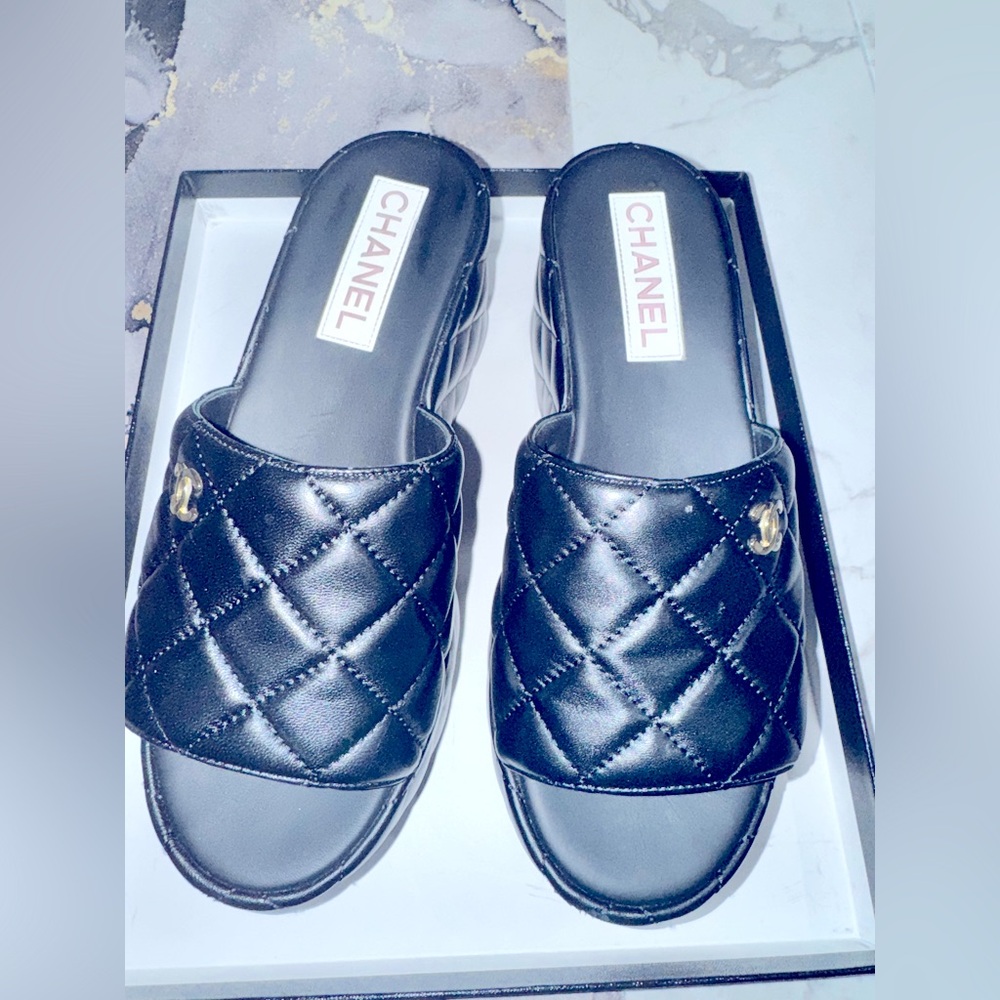 quilted chanel wedges size 38